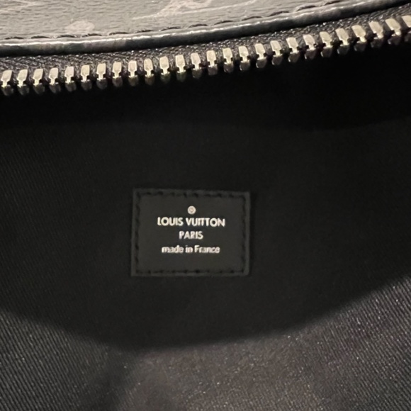 Louis Vuitton Discovery Backpack - Picture 7 of 7